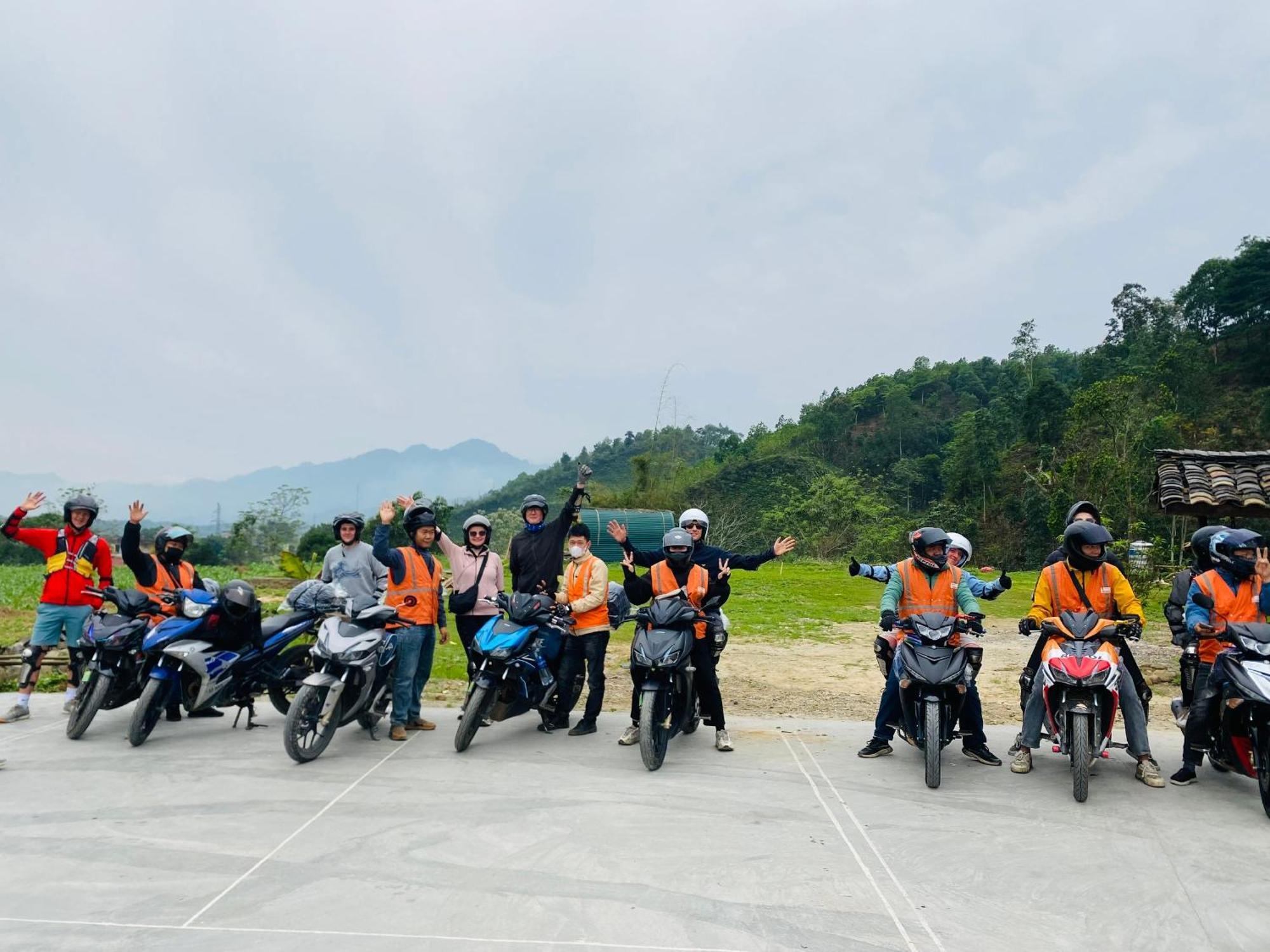 Ban Bang Ecolodge Tours & Motorbike Rental Ha Giang Exteriér fotografie