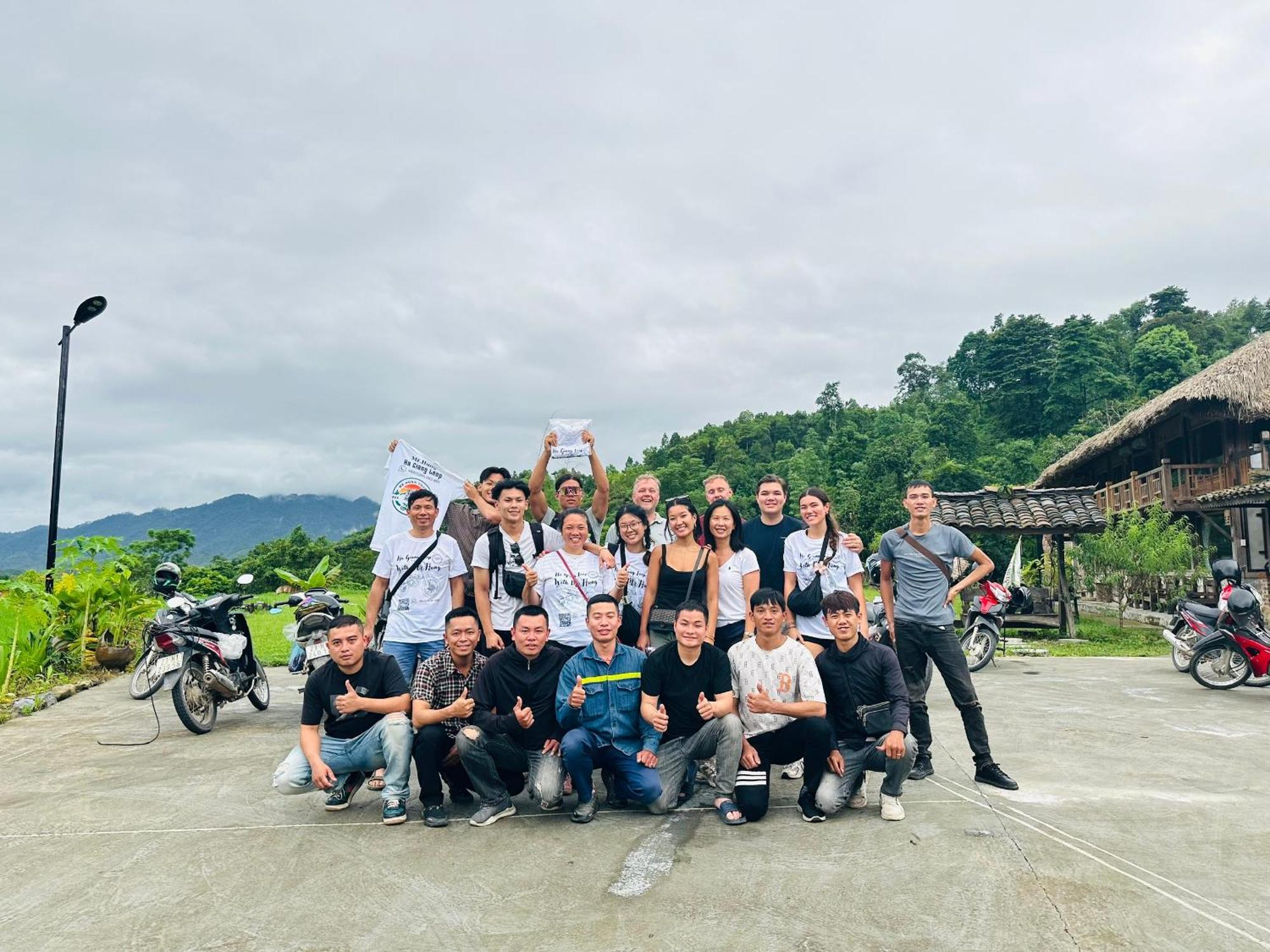 Ban Bang Ecolodge Tours & Motorbike Rental Ha Giang Exteriér fotografie