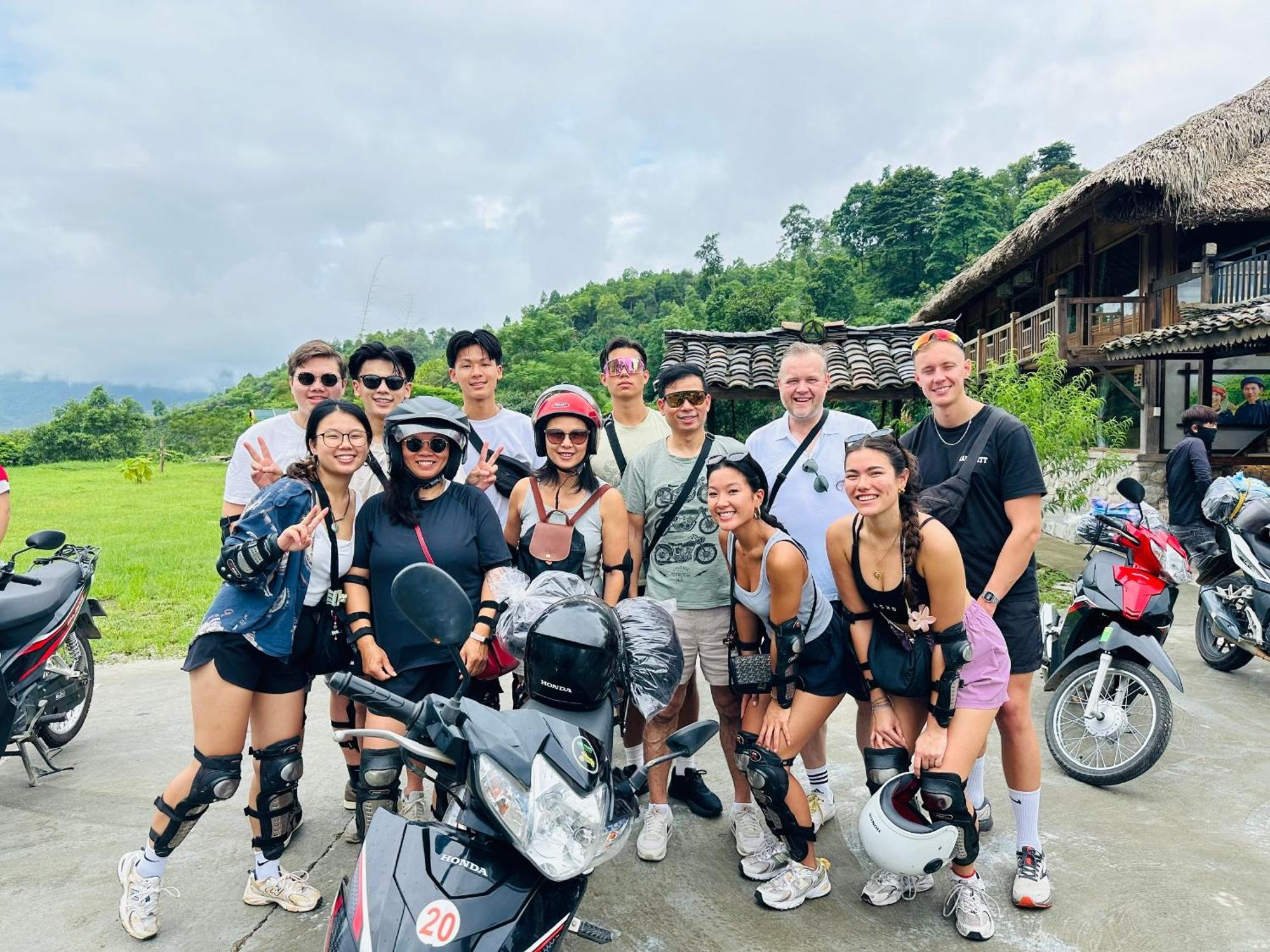 Ban Bang Ecolodge Tours & Motorbike Rental Ha Giang Exteriér fotografie